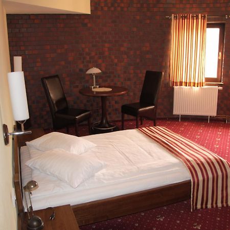 Amadeus Hotel Zielona Gora Eksteriør billede